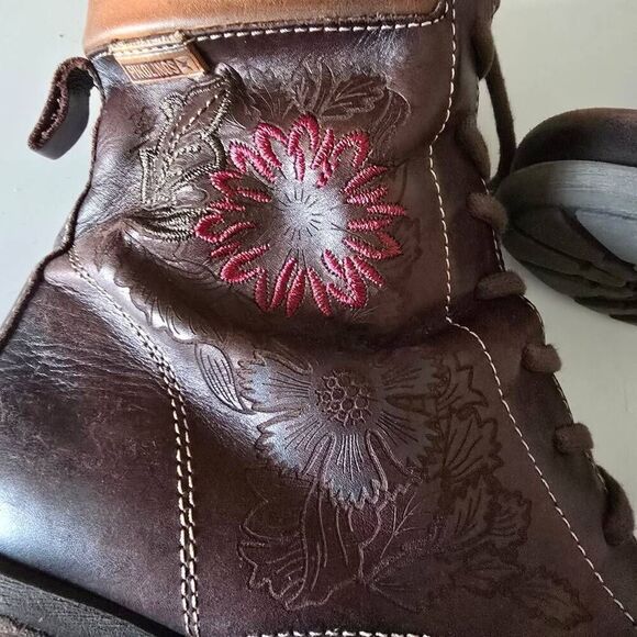 Pikolinos Brown Floral Embossed Ankle Booties 38 - Picture 4 of 8